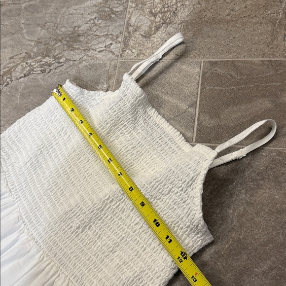 Suzy Shier White Smocked Bodice Eyelet Tier Maxi Dress boho/beach/flowing. XS - Picture 11 of 12